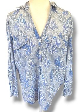 Roller Rabbit 100% Cotton Light Blue Purple Floral Button Down Shirt Medium